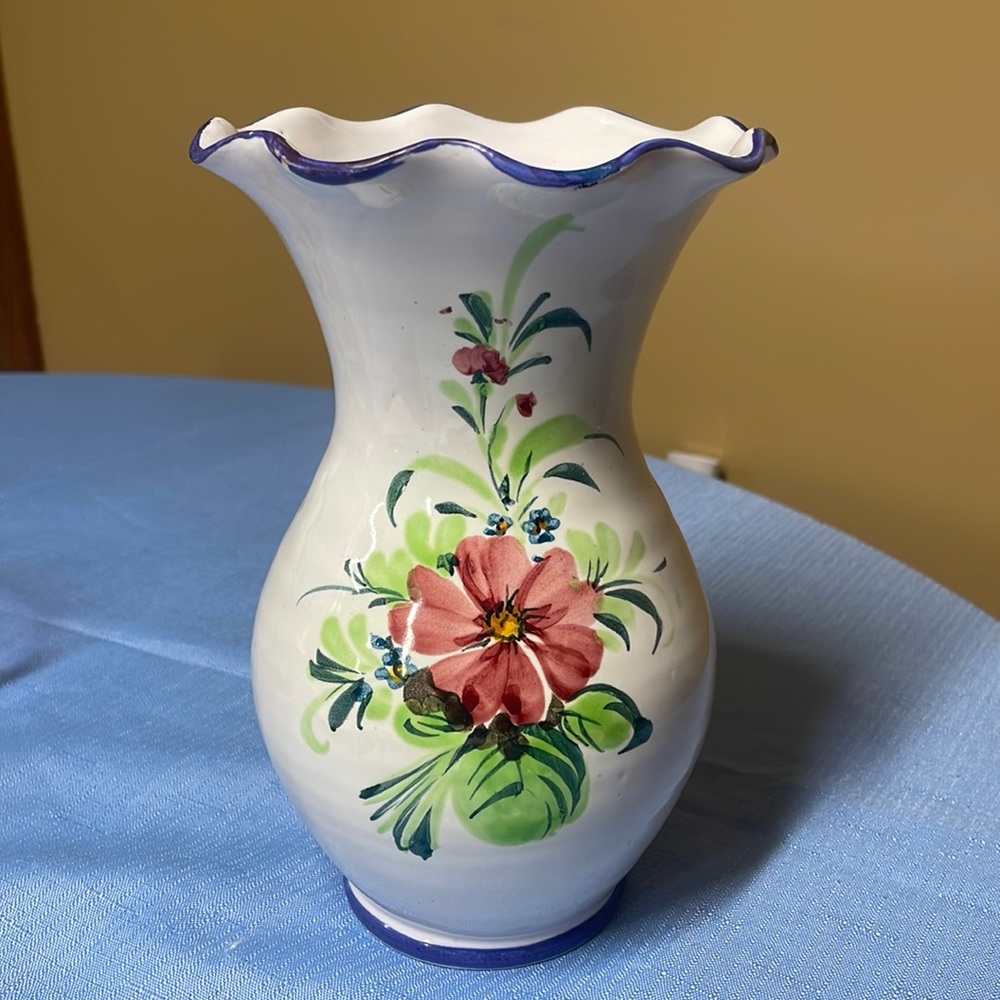 "Made in Italy" 8” Tall Floral Design vase Hand Painted 164